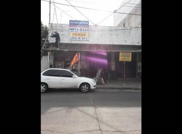 Local comercial · 200m² · 1 Ambiente · Local a La Calle en Venta en San Justo