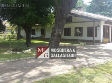 Casa · 190m² · 3 Ambientes · Casa Quinta con Pileta - Villa Rosa - Pilar