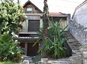 Casa de 4 ambientes, La Matanza · Chalet Zona Centrica (Ramos Mejia)