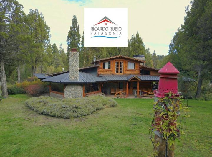 Campo · 600m² · 20 Ambientes · 3 Cocheras