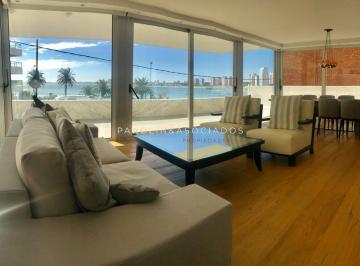 Foto1 · Apartamento en Venta de 3 Dorm. en Mouette, Punta del Este.