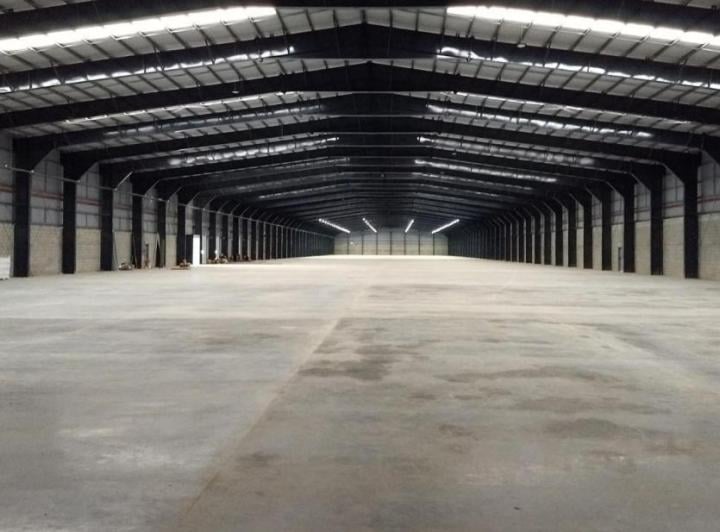 Local comercial · 10080m²