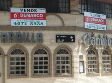 Local comercial , Floresta · Local en 2 Pltas.300 M&sup2;.cub -.en Esq. - Sobre Lote Propio