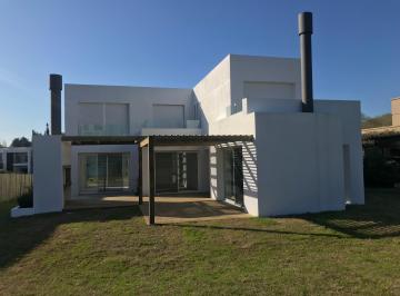 Casa de 4 ambientes, Uruguay · Con Renta en Country Lomas de La Tahona