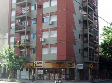 Departamento de 2 ambientes, Almagro · Excelente Departamento 2 Amb. C/balcon en Pringles Al 200, Almagro