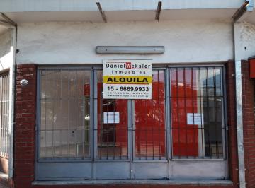 Local comercial , Moreno · Local Sobre Esquina en Excelente Ubicación.