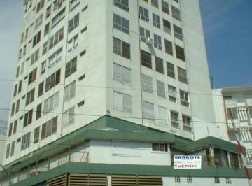 Departamento · 50m² · 2 Ambientes · Departamento 1 Cuad. Estacion Impecable