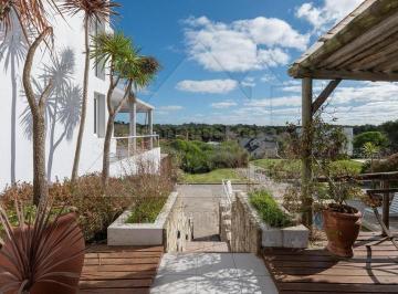 Casa de 6 ambientes, Cariló · Casa Moderna en Primera Línea de Mar (Cod. 485)