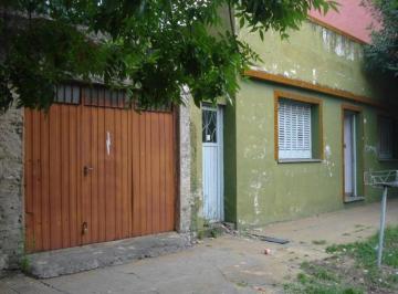 general-san-martin-san-martin-venta-casa-3-ambientes · Casa 3 Amb a Refaccionar 500 m Estación V. Bosch