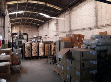 general-san-martin-jose-leon-suarez-venta-galpon-mas-de-500-mts · Galpon 990 m² S/ Av Marquez