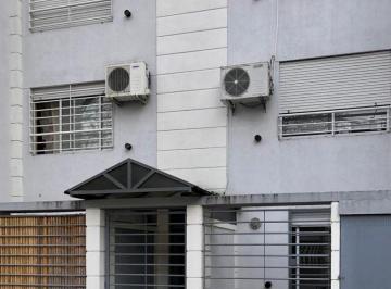 PH · 43m² · 2 Ambientes · Muy Buena Unidad. Dos Patios Apto Profesional