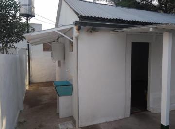 Casa · 35m² · 2 Ambientes · Terreno en PH con Casita Villa Tesei Hurlingham