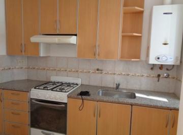 Foto · Centro - Departamento de Categoría de 1 Dormitorio, Amplio y Luminoso con Balcón, Cocina Separada Eq