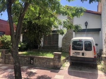 Casa · 140m² · 2 Dormitorios · Casa - Victoria