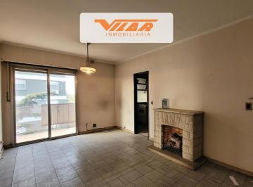 Departamento · 65m² · 4 Ambientes · 1 Cochera · Departamento 4 Amb con Balcon - V. Martelli - B. Parque