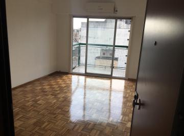 Departamento de 3 ambientes, Caballito · Departamento en Alquiler en Parque Centenario