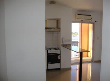 Departamento de 2 ambientes, Lanús · Semipiso C/cochera a m de H. Yrigóyen! C/renta