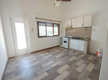 Casa · 60m² · 3 Ambientes · Casa en Venta y Alquiler en Gualeguay Al 600 Reciclada a Nuevo