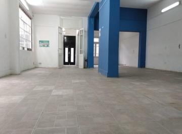 Local comercial de 6 ambientes, Lomas de Zamora · Amplio Local Comercial / Salón de 180 m² en Av Colombres, Lomas de Zamora