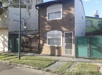 PH · 73m² · 3 Ambientes · 1 Cochera · Venta PH en Carapachay