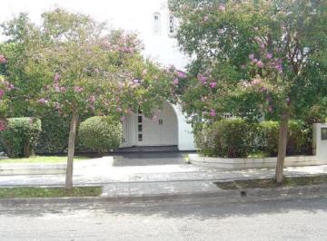 Casa · 458m² · 4 Ambientes · 2 Cocheras · Venta Casa 4 Dorm. Urca