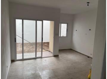 Casa · 110m² · 4 Ambientes · 1 Cochera · Exc Triplex 5 Amb a Estrenar m Panamericana y Caba