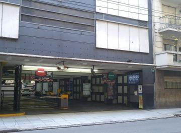 Garage , Recoleta · Vicente Lopez y Rodriguez Peña Cochera Fija Excelente