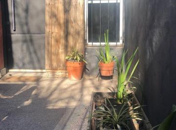 Casa de 3 ambientes, Quilmes · Gv - Casa PH 3 Ambientes C/garaje Grande Sin Expensas