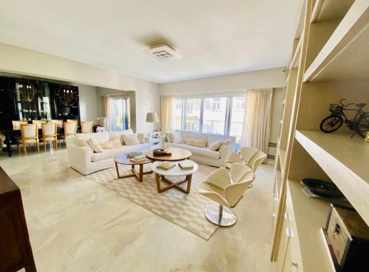 Departamento · 210m² · 6 Ambientes · 1 Cochera