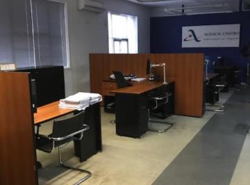 Oficina comercial , San Nicolás · Excelente Oficina con Cochera San Martin 570