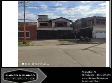 Casa · 220m² · 4 Ambientes · 2 Cocheras · Se Vende: Echeverria 884. Chalet 3 Dorm..