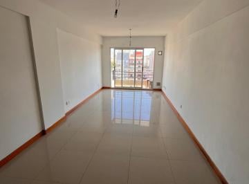 Departamento de 1 ambiente, Villa Luro · Monoambiente de 32 m. con Balcón Al Cfte. • Excelente Ubicación