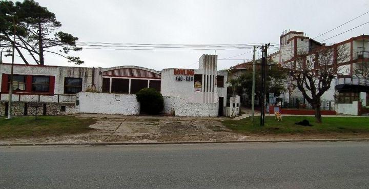 Local comercial · 654m²