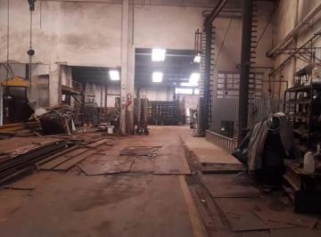 Bodega-Galpón , Vicente López · Venta de Galpón Industrial en Villa Martelli