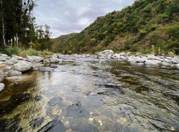 DUEÑO directo 
 
Permuta por casa de fin de semana en las sierras o en la costa  · Dueño Permuto Cordoba Hectáreas Naturaleza Servicios X Casa en Costa Atlantica