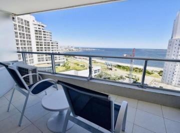 Foto1 · Apartamento en Venta 2 Dorm. en Season Tower, Punta del Este.