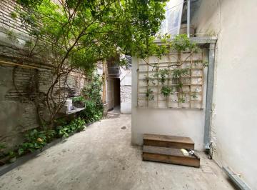 Casa · 57m² · 3 Ambientes · Casa de Pasillo Único, Inmejorable Ubicación!
