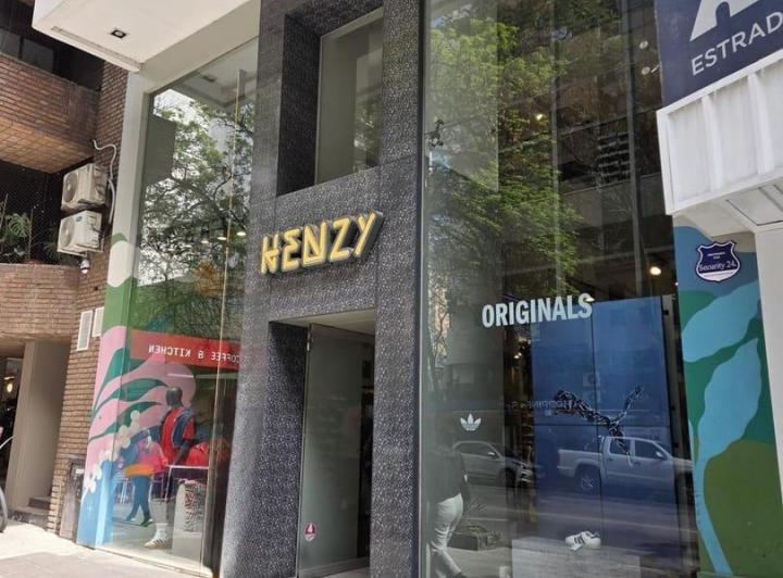 Local comercial · 380m²