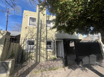Casa · 156m² · 4 Ambientes · 3 Cocheras · Venta Casa - Castelar Norte