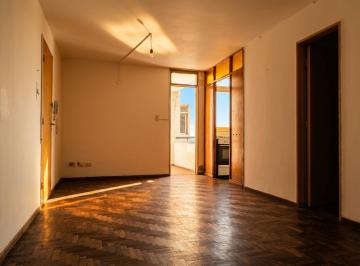Departamento de 3 ambientes, Córdoba · Venta - Departamento con Cocina Separada y Balcón - Microcentro