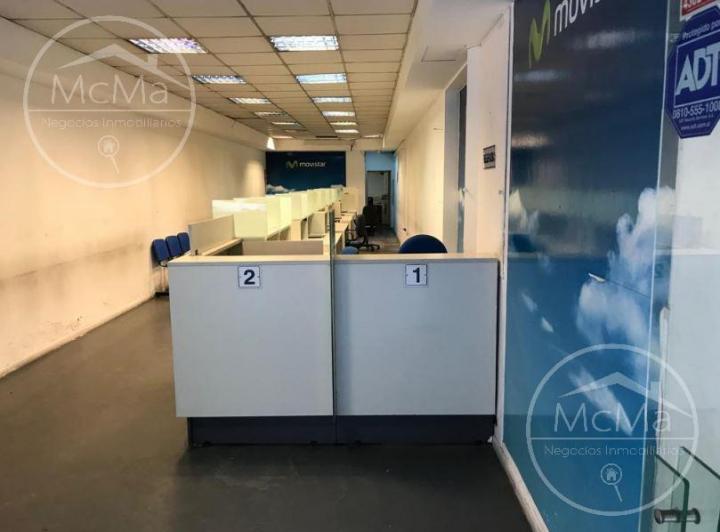 Local comercial · 240m²
