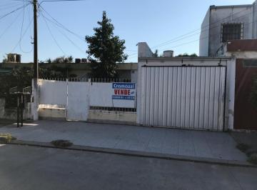 Casa · 82m² · 3 Ambientes · 1 Cochera · Casa en Venta
