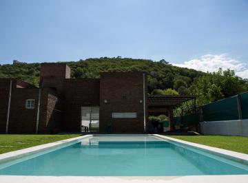 Casa de 3 ambientes, Río Ceballos · Casa en Venta en Río Ceballos 2 Dorm Apto Credito