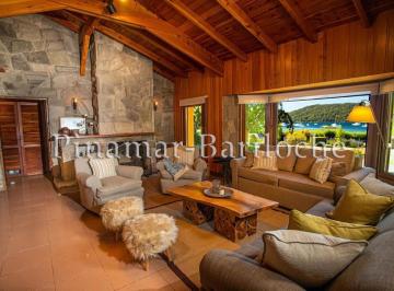Casa de 4 ambientes, San Carlos de Bariloche · Casa en Alquiler en Bariloche con Costa de Lago y Muelle - 1131