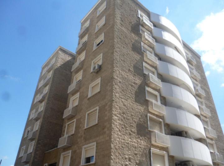 Departamento · 75m² · 4 Ambientes · 1 Cochera