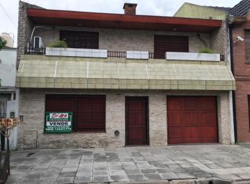 Casa de 4 ambientes, La Matanza · Casa con 212 m² en Venta con 3 Dorm. en Ramos Mejía