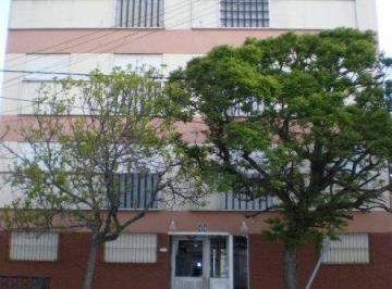 Departamento de 2 ambientes, Santa Teresita · Santa Teresita, Departamento 2 Amb a 200 m del Mar!
