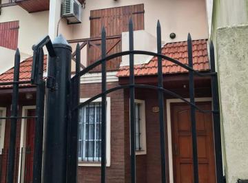 Casa de 3 ambientes, Lomas de Zamora · Duplex Dos Dorm. Venta en Temperley