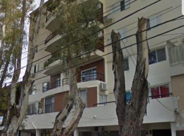 Departamento · 100m² · 4 Ambientes · En Venta en Ciudad Jardin Gran Departamento Centrico de 4 Ambientes 2 Baños en 6to Piso con Balcon C