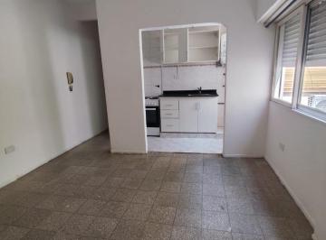 Departamento en Alquiler de 2 ambientes Ramos Mejía · Departamento 2 Ambientes Apto Profesional Todo Electrico
